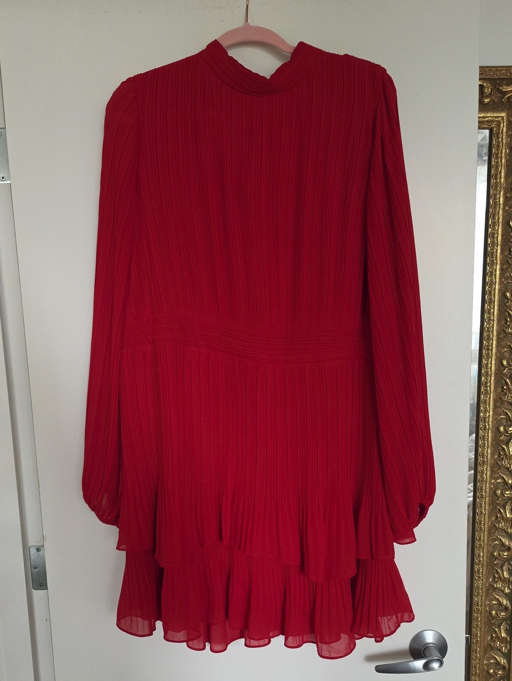 EverNew Curve Red Pleated Long-Sleeve Dress